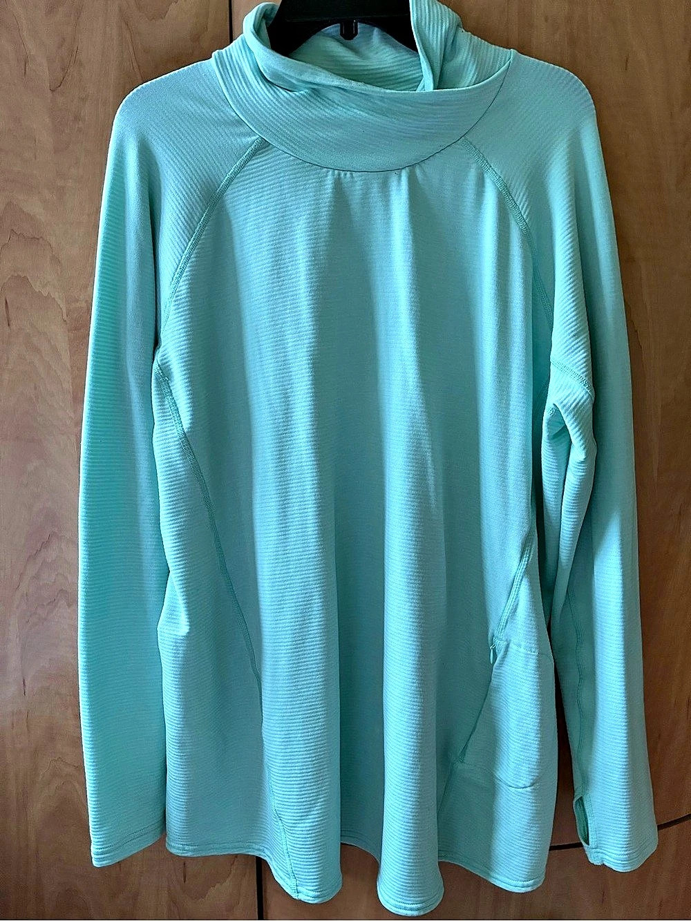 Duluth Trading women’s Long Sleeve Mock Neck Green XXL